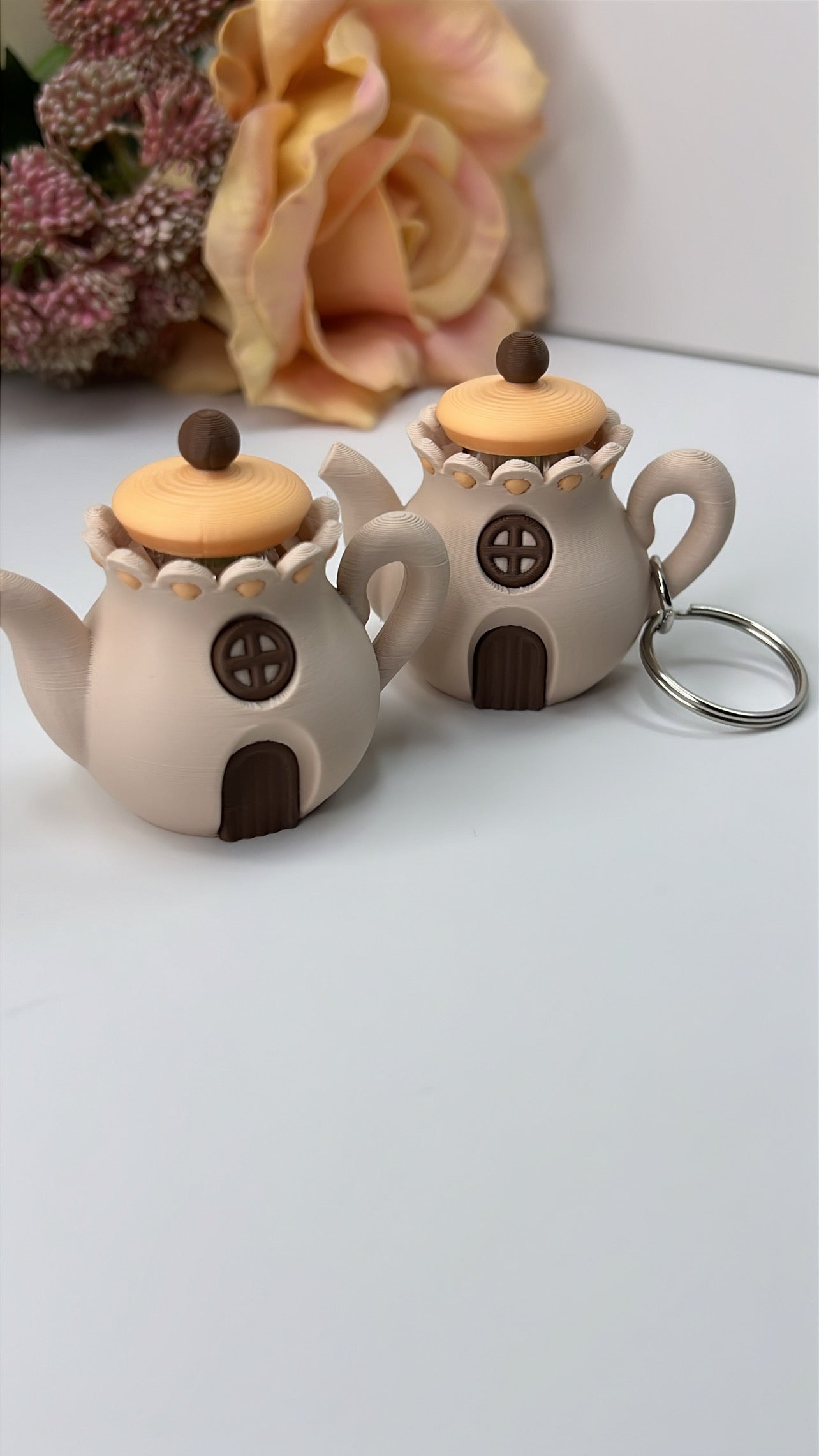 WITCH FROGS TEA TIME CLICKERS