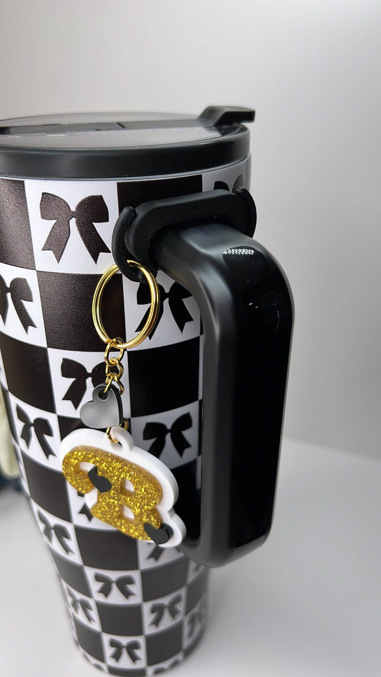 TUMBLER HANDLE CLIPS