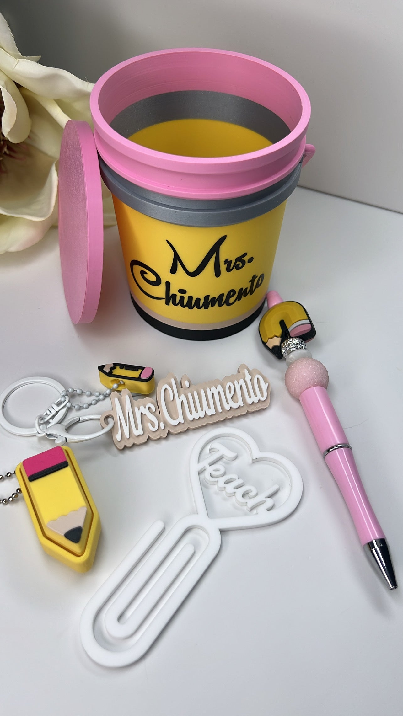 PENCIL & CRAYON BUCKETS