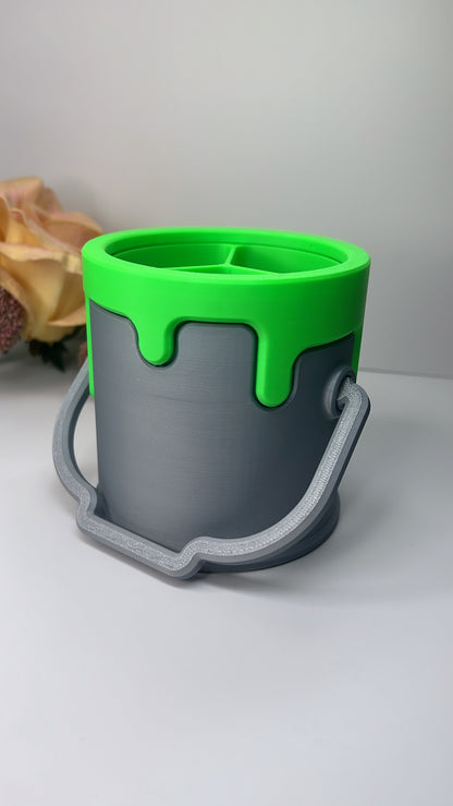 DRIPPY BUCKET DESK ORGANIZER