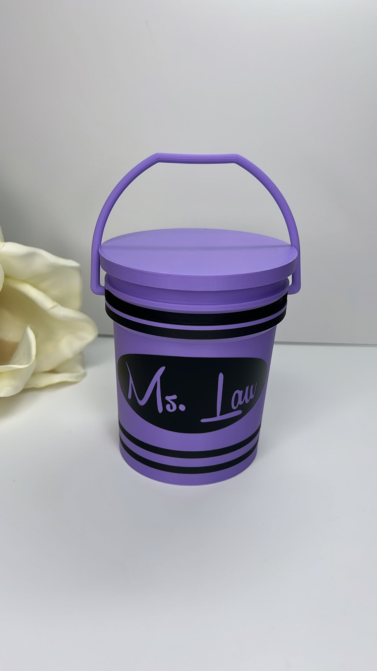 PENCIL & CRAYON BUCKETS