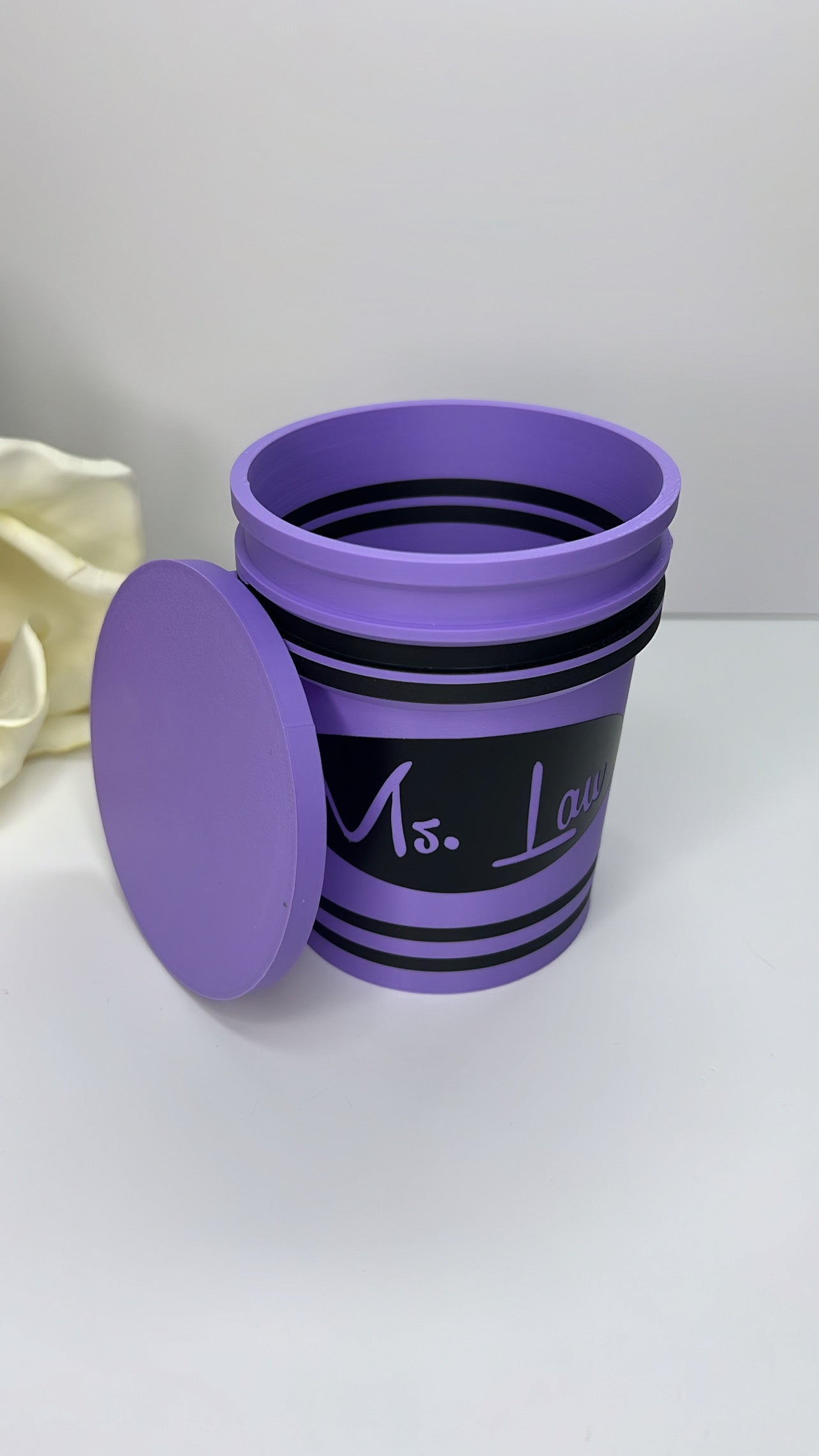 PENCIL & CRAYON BUCKETS